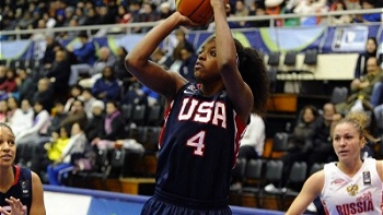 Estados Unidos batió a Rusia y sumó su segunda victoria en el Mundial cestero