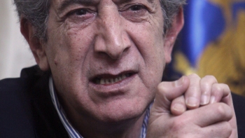 Diputado Tarud llamó a renovar por completo a los líderes de la oposición