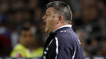   Borghi considerará un reemplazo si lesión impide presencia de Pablo Contreras 