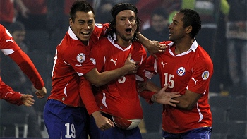   Chile se recuperó en el Monumental con importante victoria sobre Perú 