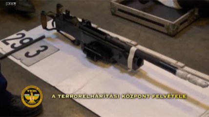   Unidad antiterrorista justificó confiscación de armas de filme de Brad Pitt 