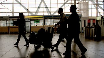 En Argentina, Uruguay y Paraguay se suspendieron vuelos por las cenizas del Puyehue