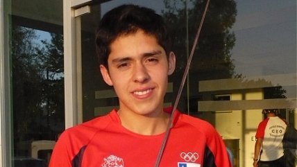Esteban Bustos celebró su medalla de bronce en los Panamericanos y clasificación a Londres 2012