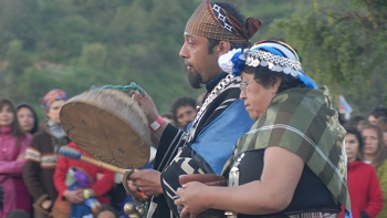   Abuelos descendientes Maya vienen a desmitificar el fin del mundo 