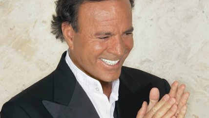 Julio Iglesias y los indignados: Hay vagos, pero también jóvenes con fuerte rebelión natural