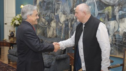 Peter Gabriel le habló de 