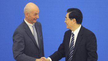   China pide ser reconocida como economía de mercado en aniversario de su ingreso a la OMC 