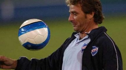 DT de Palestino considera a Nicolás Canales "un referente" de Palestino