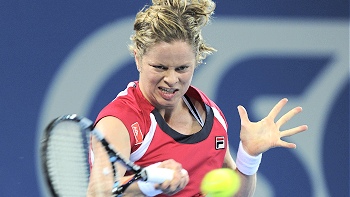 Clijsters abandonó las semifinales del torneo de Brisbane por lesión a la cadera