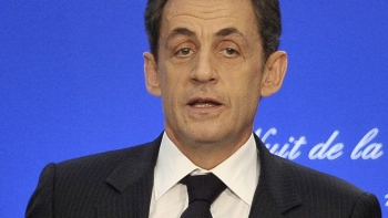   Sarkozy pidió cambios en la OMC y negociaciones entre bloques 