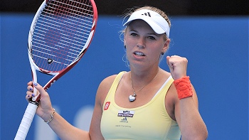 Las mejores del mundo superaron con problemas la segunda ronda en Sydney