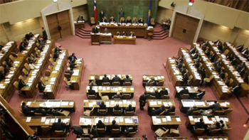 Senado pidió al Presidente velar por reciprocidad internacional en concesiones radiales