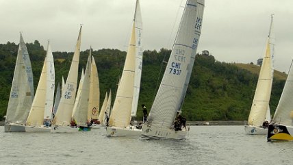   El informe de Al Aire Libre en Cooperativa de una nueva jornada de la Regata Chiloé 2012 