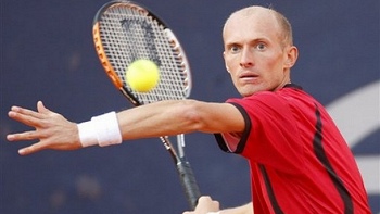 Davydenko y Mayer avanzaron sin problemas en el ATP de Montpellier