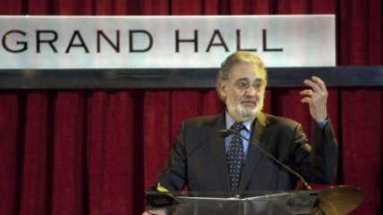 Skármeta se quedó con el premio Plácido Domingo