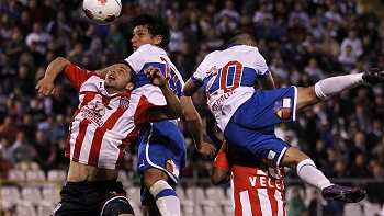 U. Católica dejó escapar su ventaja y cedió un empate ante Junior