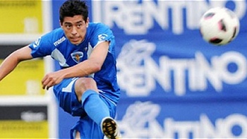 Nicolás Córdova sumó minutos en triunfo de Brescia sobre el líder de la Serie B italiana