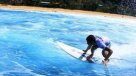 El impresionante surfista ciego que corre olas en Hawaii