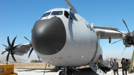   Airbus presenta el A400M en Fidae 2012 