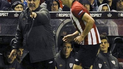   Bielsa bromeó con traductor en la previa del duelo Athletic Bilbao con Schalke 