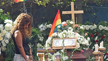 Madre de Daniel Zamudio aclaró que show a beneficio es para gastos familiares