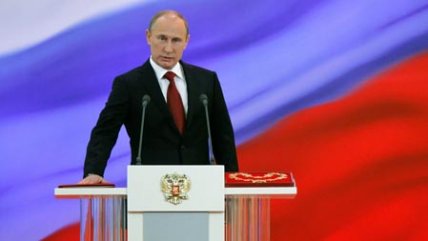   Putin volvió a la presidencia de Rusia en medio de protestas 