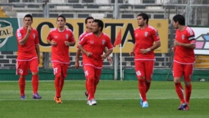   Colo Colo sufrió su primera derrota en el Monumental en la Segunda División 