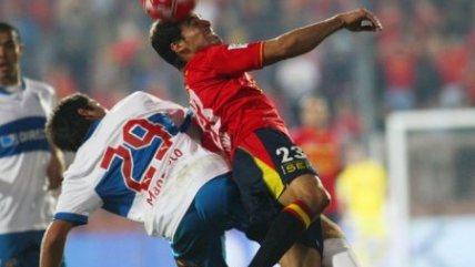 U. Española goleó a la UC y quedó cerca de las semifinales del Apertura