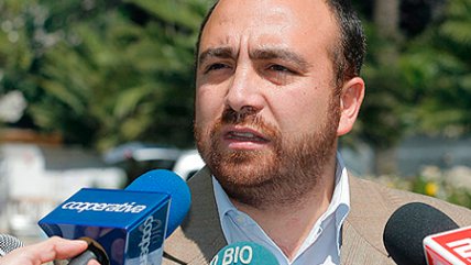 Diputado Chahín: Longueira no puede ser vocero de La Polar