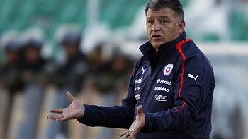   Borghi: Me gustaría hablar con Beausejour porque es un tipo importante 