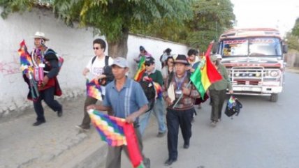   El traslado de bolivianos a actos de la OEA en Cochabamba 