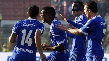 Universidad de Chile goleó con autoridad a Colo Colo y se instaló en la final del Apertura