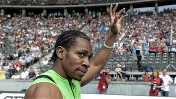 Yohan Blake venció a Usain Bolt con la cuarta mejor marca de la historia