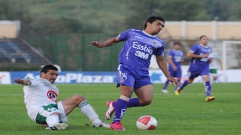   Deportes Concepción se impuso como visitante ante Puerto Montt en la Primera B 