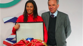 Denisse van Lamoen ya está en Londres: Vengo a disfrutar