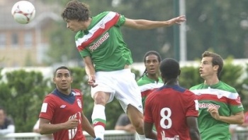   Athletic Bilbao de Marcelo Bielsa cerró la pretemporada con derrota 