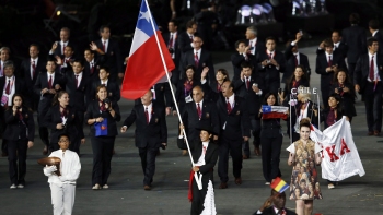 Van Lamoen encabezó la delegación chilena en espectacular inauguración de los Juegos Olímpicos