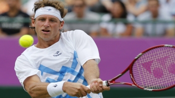 Con derrotas de Berdych y Nalbandian se inició el tenis en Londres