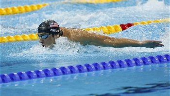 Michael Phelps igualó el récord histórico de medallas olímpicas con una de plata