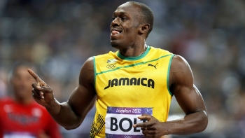 Usain Bolt retuvo el trono en los 100 metros planos y con record olímpico incluido