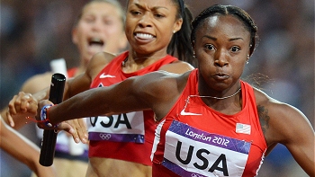 Estados Unidos ganó la posta 4x100 con nuevo récord mundial