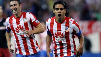   Radamel Falcao brilló con una tripleta en goleada de Atlético Madrid sobre Athletic 