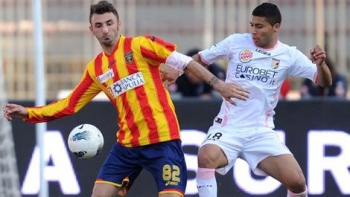   Medio italiano aseguró que Carlos Labrín dejará Palermo para emigrar a club de Israel 