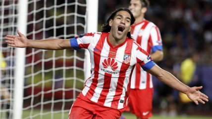   Radamel Falcao lideró la victoria de Atlético de Madrid en la Supercopa de Europa 