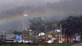   A dos años y medio del tsunami, la isla Robinson Crusoe lucha para que vuelva el turismo 