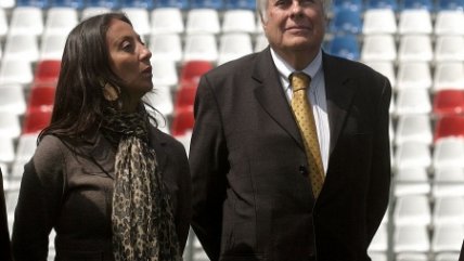   Intendenta replicó a Carlos Tapia por negar recomendación de borrar muro de la Garra Blanca 