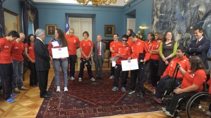 Presidente Piñera condecoró a deportistas de Londres 2012