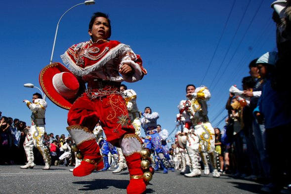Con bailes, danza y cuerpos pintados finalizó el carnaval cultural 