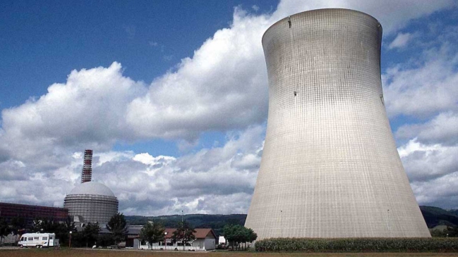  Gobierno licitará estudios de energía nuclear en 2013  