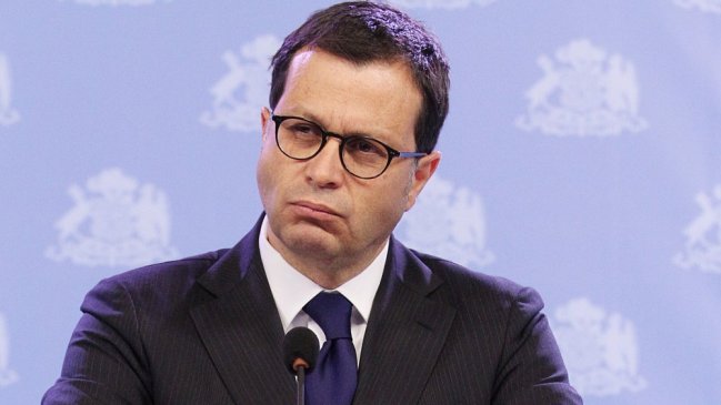 Presidente Piñera cambia su gabinete